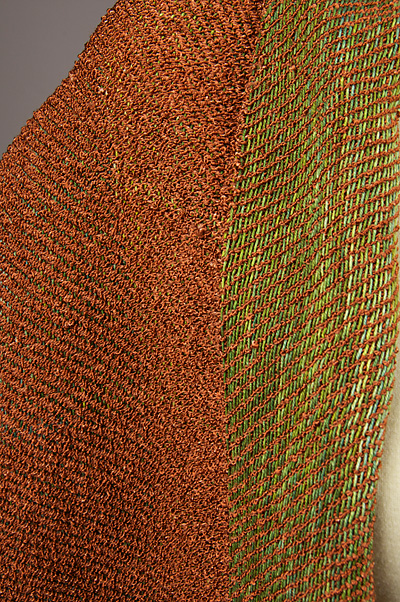 twill shawl detail